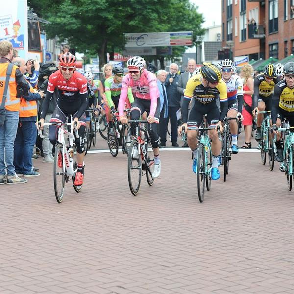 36e Profronde van Surhuisterveen 2017 (foto's Martin de Jong) | Wielrennen Surhuisterveen