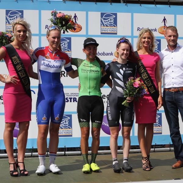37e Profronde van Surhuisterveen 2018 - dames (foto's Edo Werkman) | Wielrennen Surhuisterveen