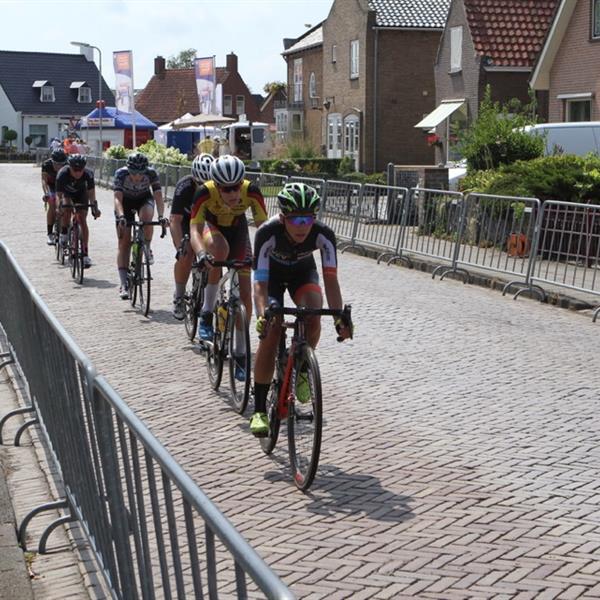 37e Profronde van Surhuisterveen 2018 - dames (foto's Edo Werkman) | Wielrennen Surhuisterveen
