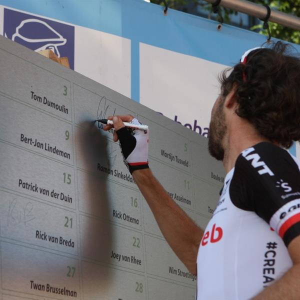 37e Profronde van Surhuisterveen 2018 - profs (foto's Edo Werkman) | Wielrennen Surhuisterveen