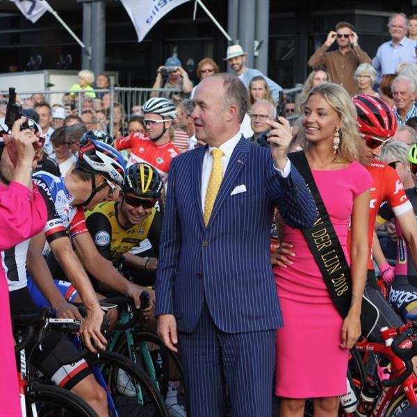 37e Profronde van Surhuisterveen 2018 - profs (foto's Edo Werkman) | Wielrennen Surhuisterveen