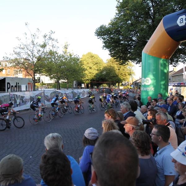37e Profronde van Surhuisterveen 2018 - profs (foto's Edo Werkman) | Wielrennen Surhuisterveen