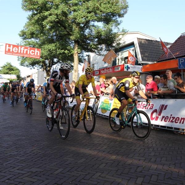 37e Profronde van Surhuisterveen 2018 - profs (foto's Edo Werkman) | Wielrennen Surhuisterveen