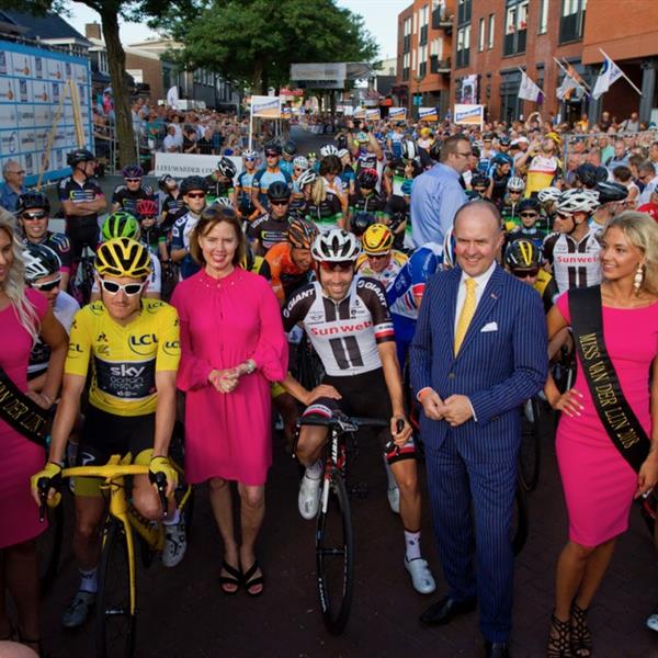 37e Profronde van Surhuisterveen 2018 - profs (foto's Edo Werkman) | Wielrennen Surhuisterveen