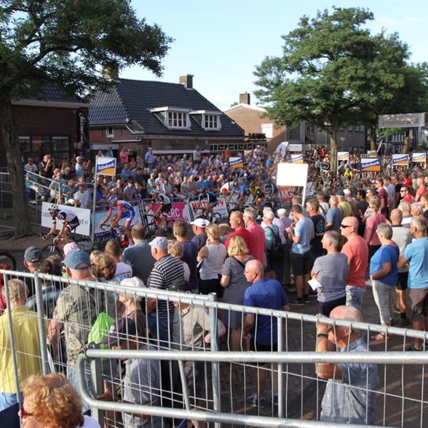 37e Profronde van Surhuisterveen 2018 - profs (foto's Edo Werkman) | Wielrennen Surhuisterveen