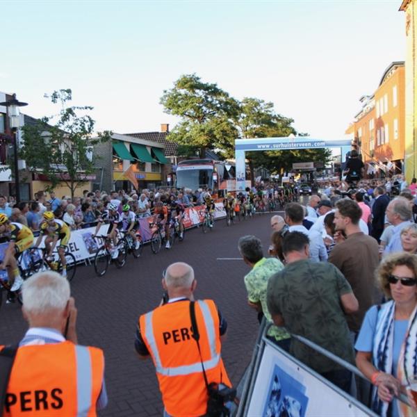 37e Profronde van Surhuisterveen 2018 - profs (foto's Edo Werkman) | Wielrennen Surhuisterveen