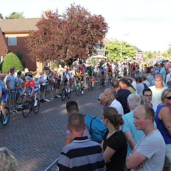 37e Profronde van Surhuisterveen 2018 - profs (foto's Edo Werkman) | Wielrennen Surhuisterveen