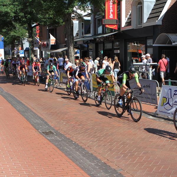 37e Profronde van Surhuisterveen 2018 - elite (foto's Edo Werkman) | Wielrennen Surhuisterveen