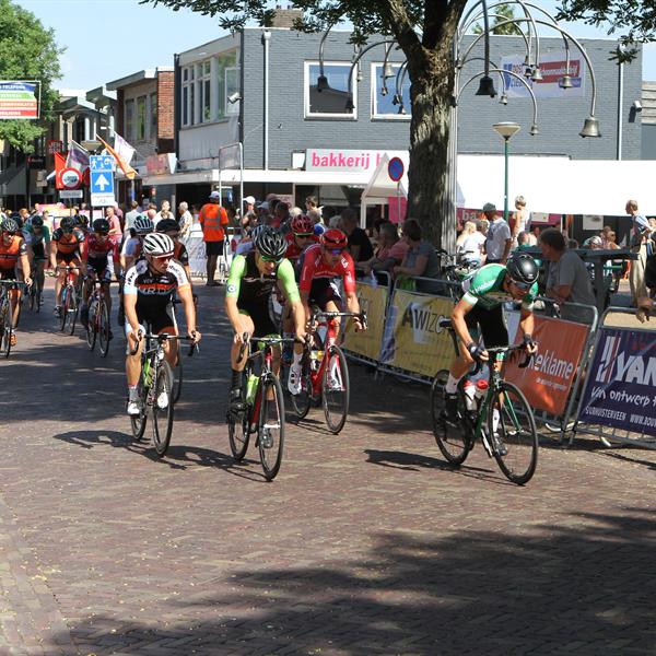 37e Profronde van Surhuisterveen 2018 - elite (foto's Edo Werkman) | Wielrennen Surhuisterveen