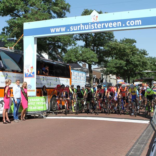 37e Profronde van Surhuisterveen 2018 - elite (foto's Edo Werkman) | Wielrennen Surhuisterveen
