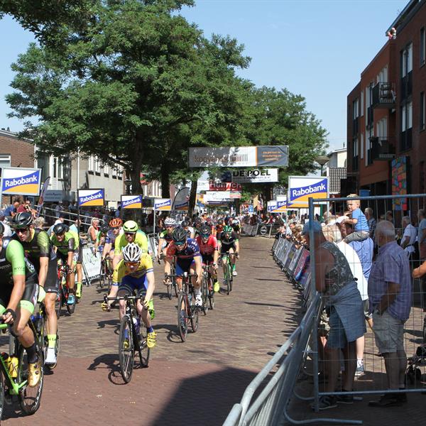 37e Profronde van Surhuisterveen 2018 - elite (foto's Edo Werkman) | Wielrennen Surhuisterveen