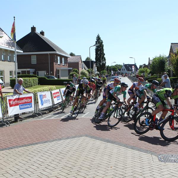 37e Profronde van Surhuisterveen 2018 - elite (foto's Edo Werkman) | Wielrennen Surhuisterveen