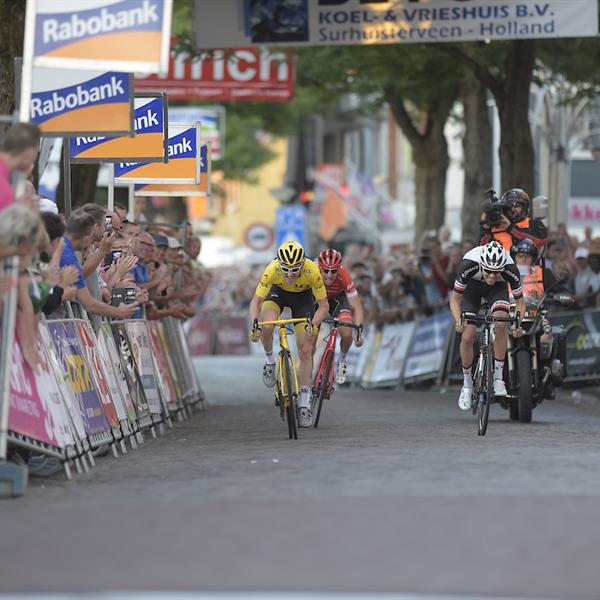 37e Profronde van Surhuisterveen 2018 (profs 2) - (foto's Martin de Jong) | Wielrennen Surhuisterveen