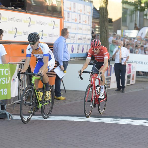 37e Profronde van Surhuisterveen 2018 (profs 2) - (foto's Martin de Jong) | Wielrennen Surhuisterveen