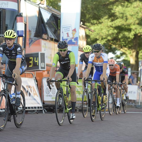 37e Profronde van Surhuisterveen 2018 (profs 2) - (foto's Martin de Jong) | Wielrennen Surhuisterveen