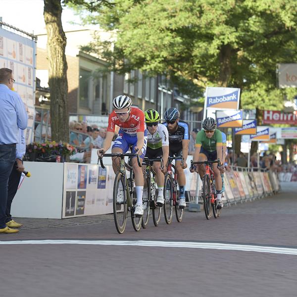 37e Profronde van Surhuisterveen 2018 (profs 2) - (foto's Martin de Jong) | Wielrennen Surhuisterveen