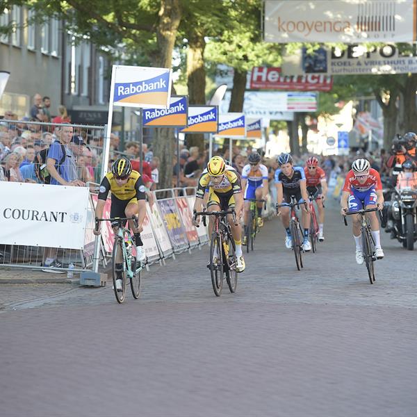 37e Profronde van Surhuisterveen 2018 (profs 2) - (foto's Martin de Jong) | Wielrennen Surhuisterveen