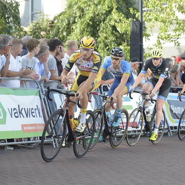 37e Profronde van Surhuisterveen 2018 (profs 2) - (foto's Martin de Jong) | Wielrennen Surhuisterveen