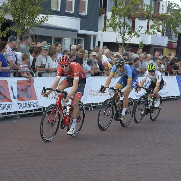 37e Profronde van Surhuisterveen 2018 (profs 2) - (foto's Martin de Jong) | Wielrennen Surhuisterveen