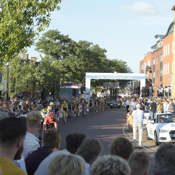 37e Profronde van Surhuisterveen 2018 (profs 2) - (foto's Martin de Jong) | Wielrennen Surhuisterveen