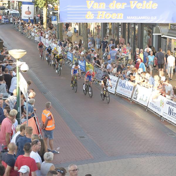 37e Profronde van Surhuisterveen 2018 (profs 2) - (foto's Martin de Jong) | Wielrennen Surhuisterveen
