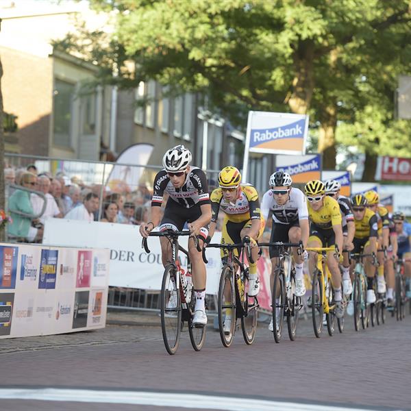 37e Profronde van Surhuisterveen 2018 (profs 2) - (foto's Martin de Jong) | Wielrennen Surhuisterveen