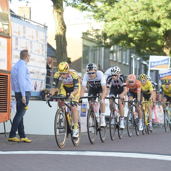 37e Profronde van Surhuisterveen 2018 (profs 2) - (foto's Martin de Jong) | Wielrennen Surhuisterveen