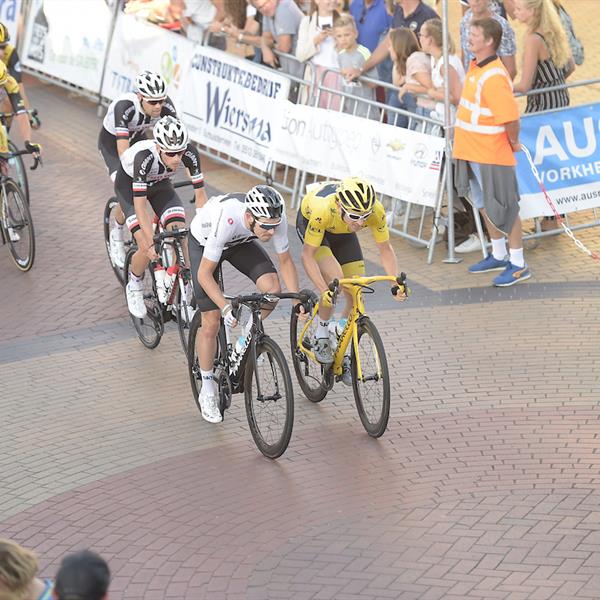37e Profronde van Surhuisterveen 2018 (profs 2) - (foto's Martin de Jong) | Wielrennen Surhuisterveen