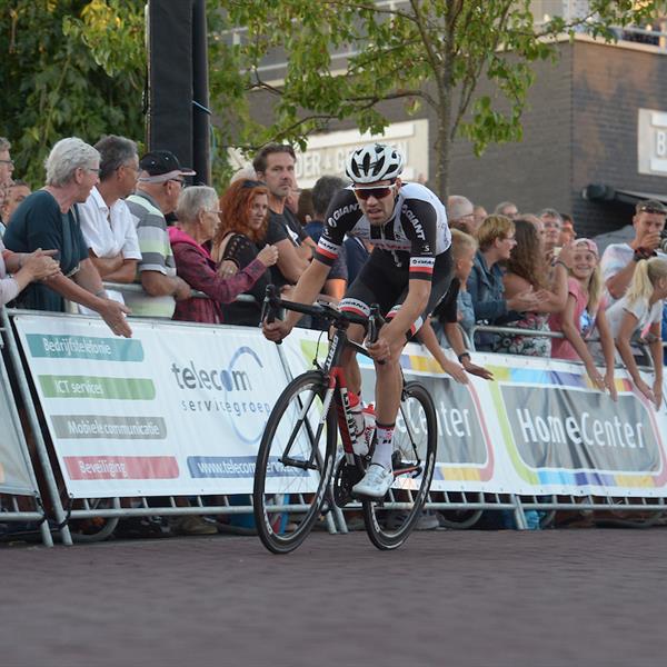 37e Profronde van Surhuisterveen 2018 (profs 2) - (foto's Martin de Jong) | Wielrennen Surhuisterveen