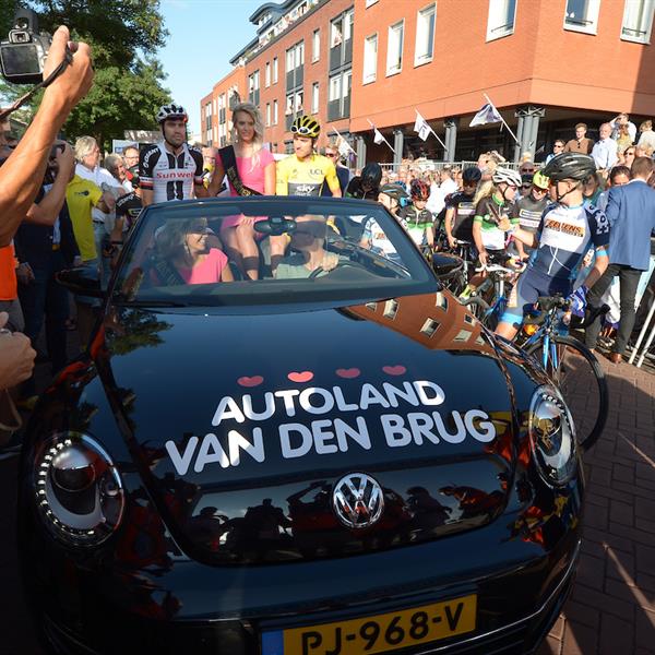 37e Profronde van Surhuisterveen 2018 - (foto's Martin de Jong) | Wielrennen Surhuisterveen