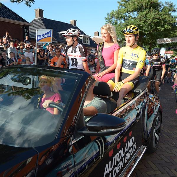 37e Profronde van Surhuisterveen 2018 - (foto's Martin de Jong) | Wielrennen Surhuisterveen