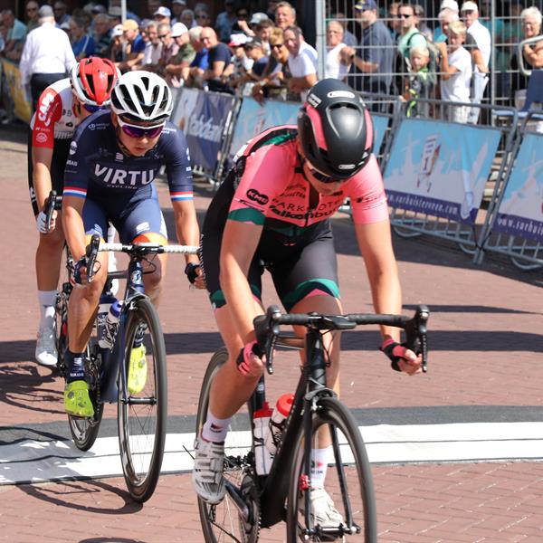 38e profronde van Surhuisterveen 2019 - Dames (Edo Werkman) | Wielrennen Surhuisterveen