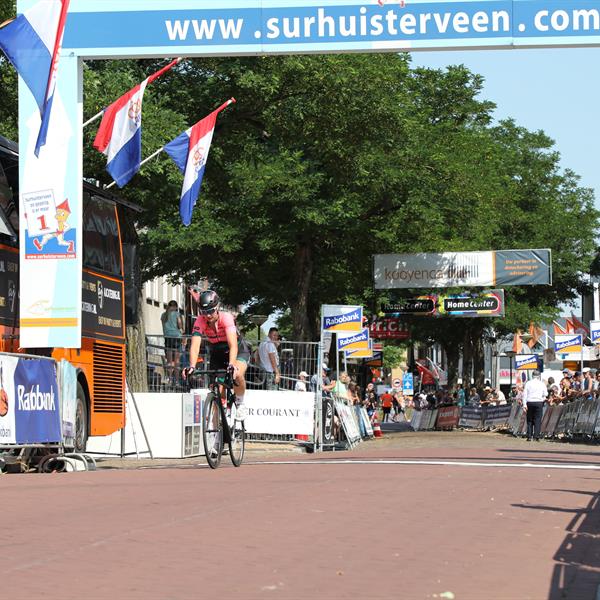 38e profronde van Surhuisterveen 2019 - Dames (Edo Werkman) | Wielrennen Surhuisterveen