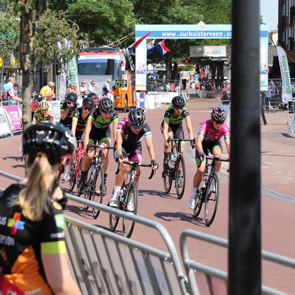 38e profronde van Surhuisterveen 2019 - Dames (Edo Werkman) | Wielrennen Surhuisterveen
