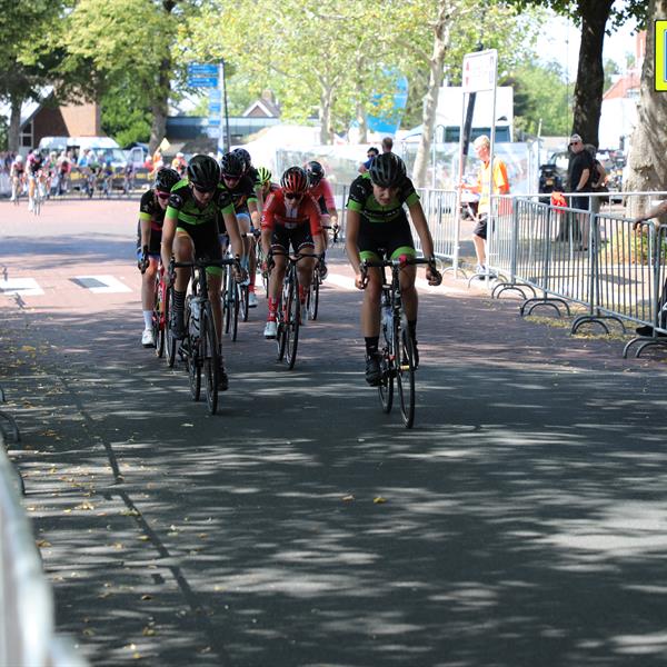 38e profronde van Surhuisterveen 2019 - Dames (Edo Werkman) | Wielrennen Surhuisterveen
