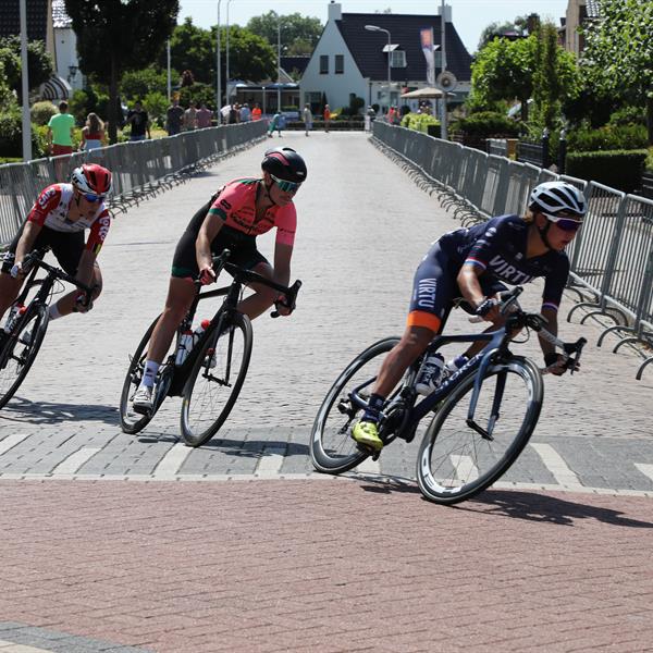 38e profronde van Surhuisterveen 2019 - Dames (Edo Werkman) | Wielrennen Surhuisterveen