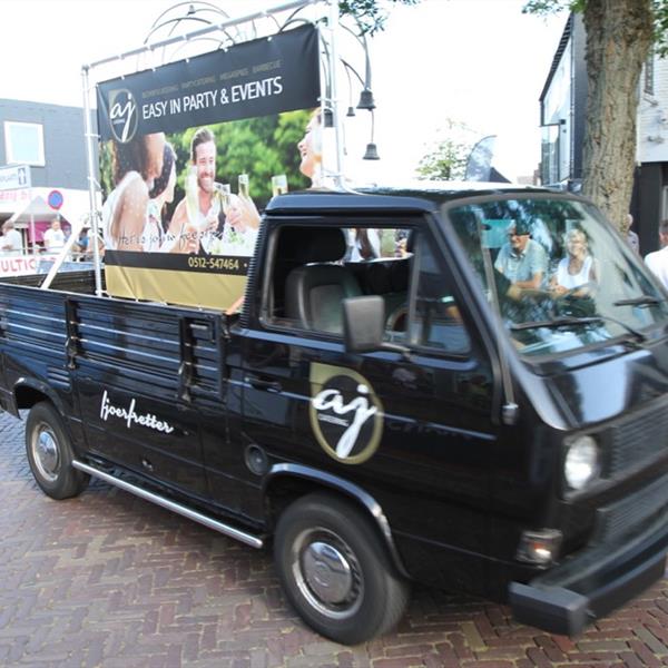 Reclamekaravaan 2018 | Wielrennen Surhuisterveen