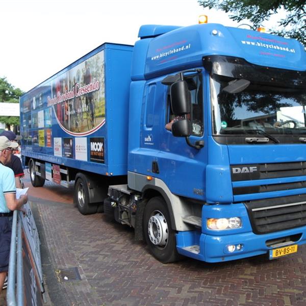 Reclamekaravaan 2018 | Wielrennen Surhuisterveen