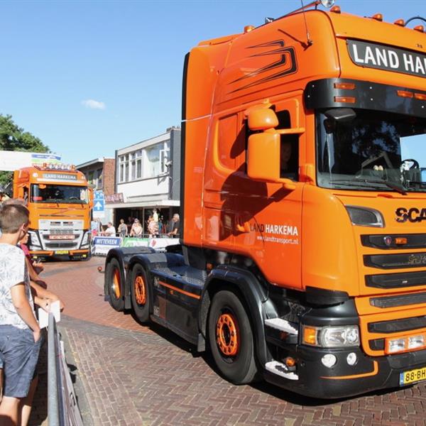 Reclamekaravaan 2018 | Wielrennen Surhuisterveen