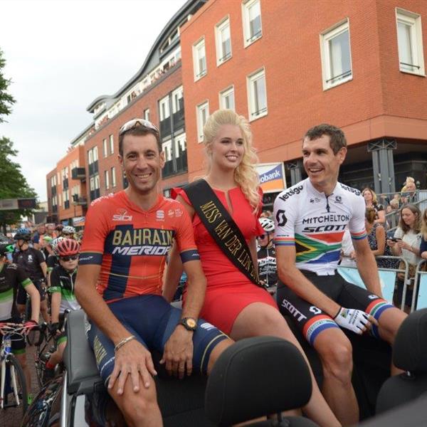 38e Profronde van Surhuisterveen 2019 - (Martin de Jong) | Wielrennen Surhuisterveen