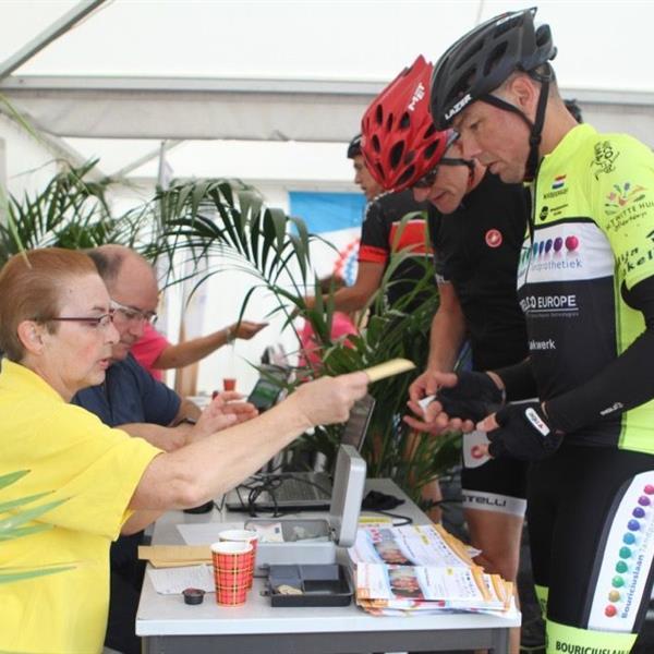 12e Pieter Weening Classic 2017 (foto's Edo Werkman) | Wielrennen Surhuisterveen