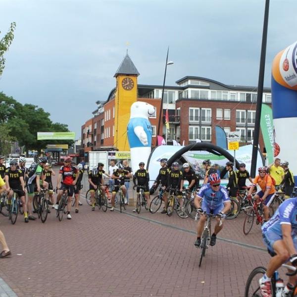 12e Pieter Weening Classic 2017 (foto's Edo Werkman) | Wielrennen Surhuisterveen