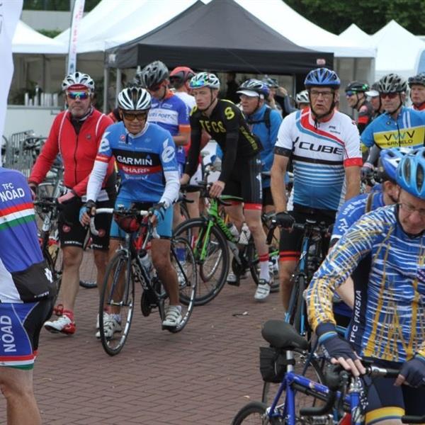 12e Pieter Weening Classic 2017 (foto's Edo Werkman) | Wielrennen Surhuisterveen