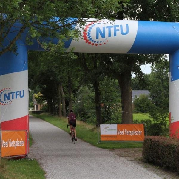 12e Pieter Weening Classic 2017 (foto's Edo Werkman) | Wielrennen Surhuisterveen