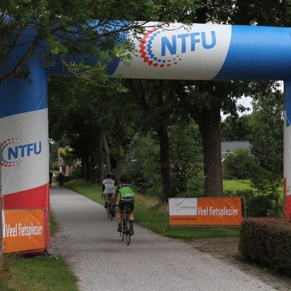 12e Pieter Weening Classic 2017 (foto's Edo Werkman) | Wielrennen Surhuisterveen