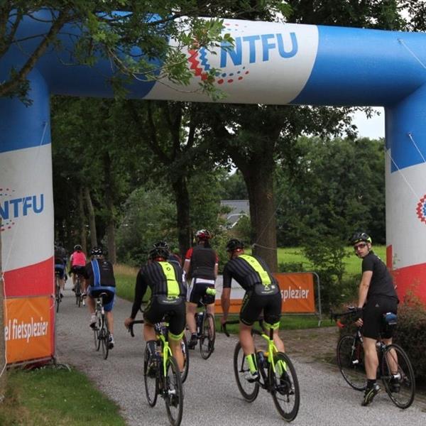 12e Pieter Weening Classic 2017 (foto's Edo Werkman) | Wielrennen Surhuisterveen