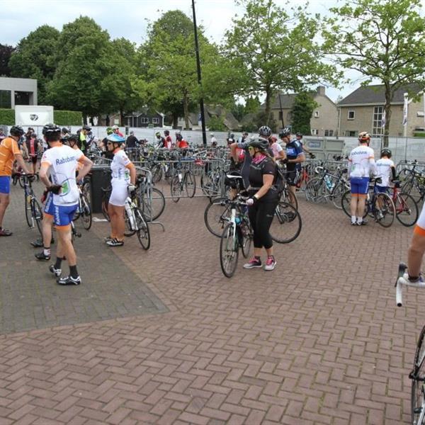 12e Pieter Weening Classic 2017 (foto's Edo Werkman) | Wielrennen Surhuisterveen