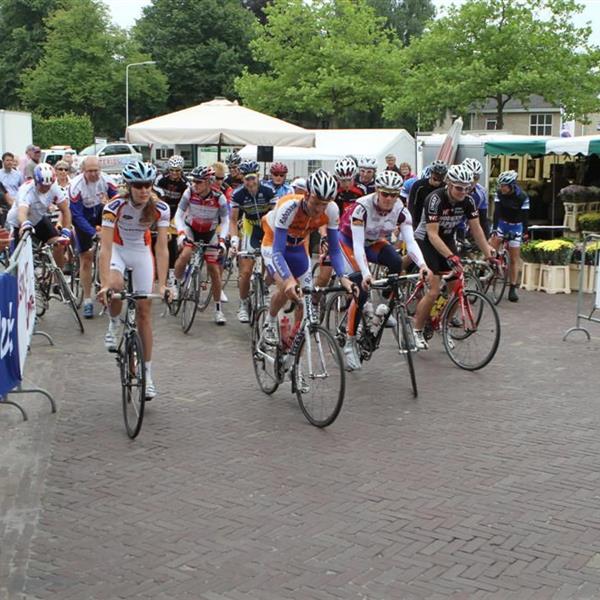 5e Pieter Weening Classic 2010 | Wielrennen Surhuisterveen