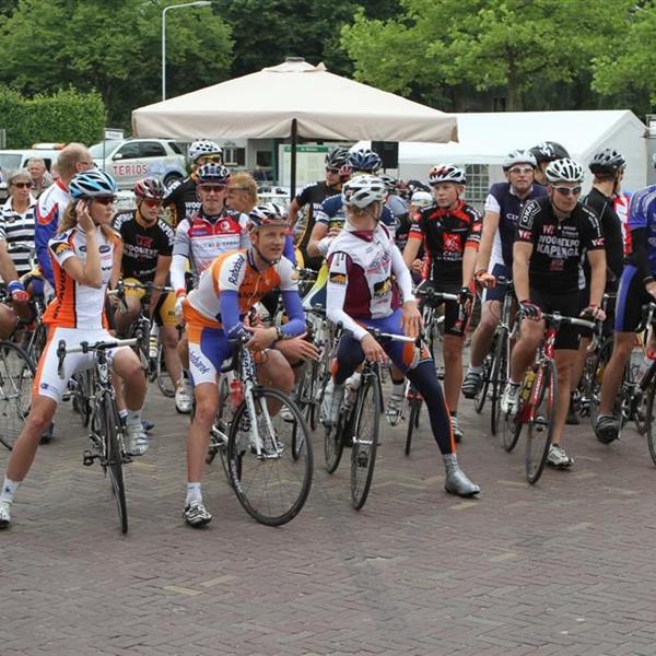 5e Pieter Weening Classic 2010 | Wielrennen Surhuisterveen