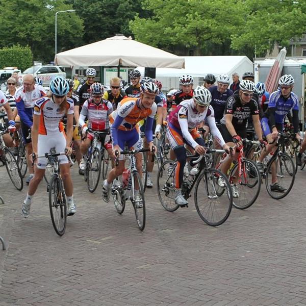 5e Pieter Weening Classic 2010 | Wielrennen Surhuisterveen